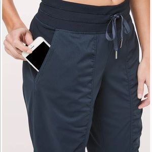 Lululemon joggers/ Lightly worn